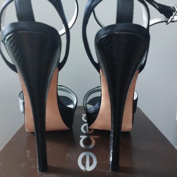BEBE high heels - Picture 4 of 5